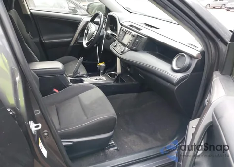 2018 Toyota Rav4 Xle из США, поврежденный, VIN JTMWFREV1JJ751010